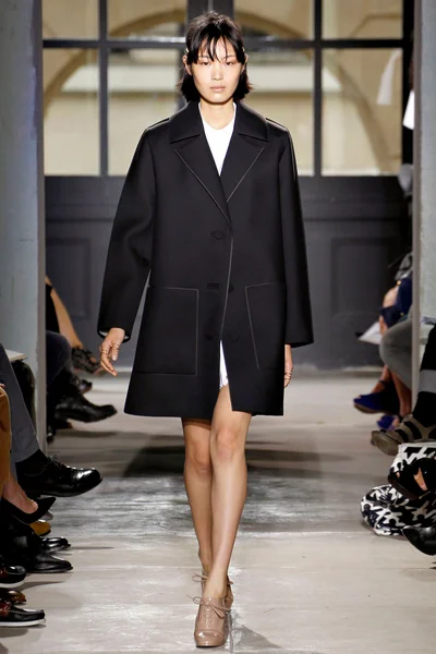 Look 13